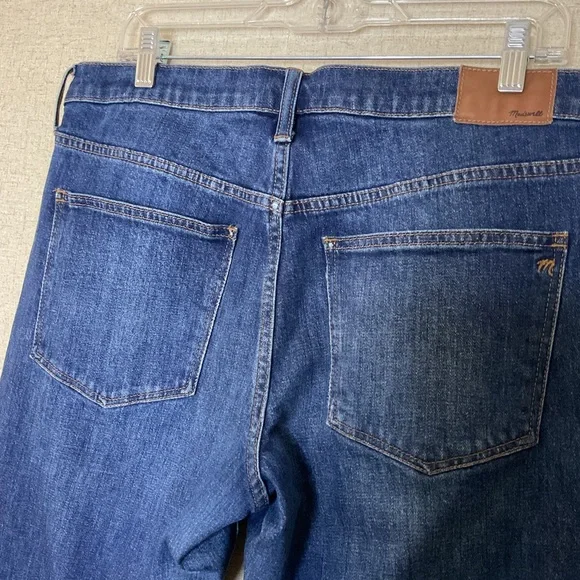 Madewell The Slim Boy Jean - Picture 9 of 14